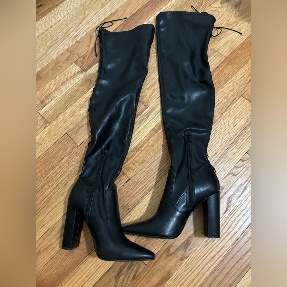 Black Knee High Heeled Boots Size 8